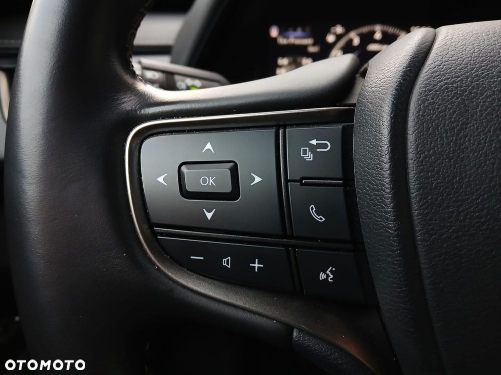 Lexus UX 200 GPF F Impression 2WD - 31