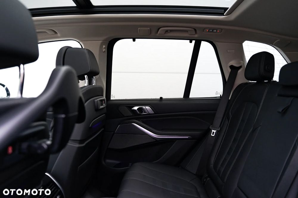 BMW X5 xDrive30d sport - 29