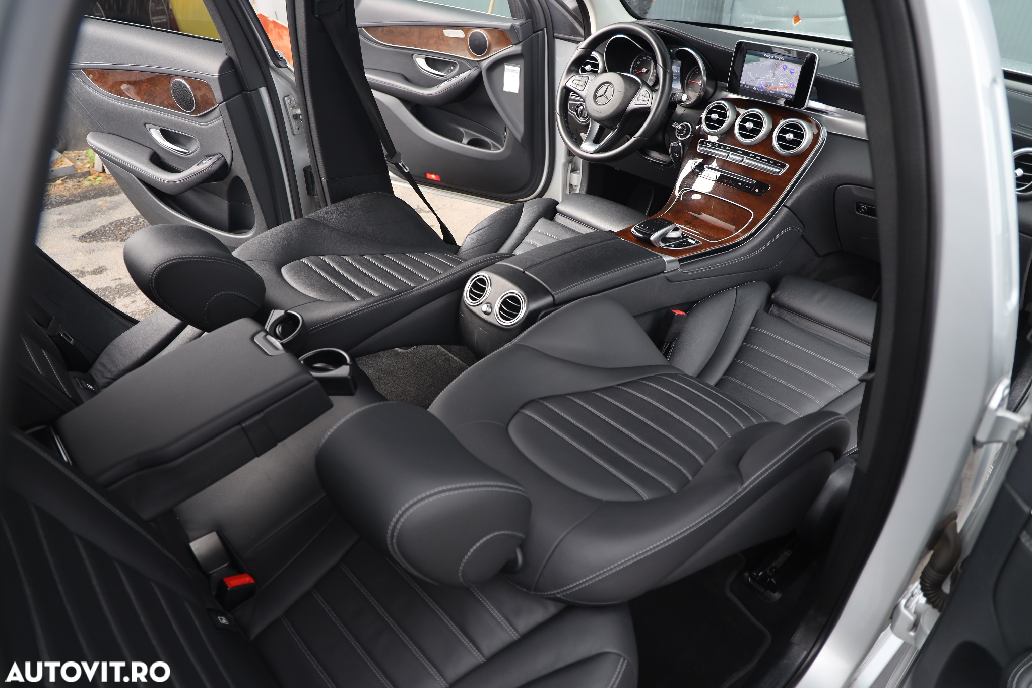 Mercedes-Benz GLC 250 d 4MATIC - 12