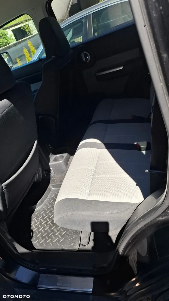 Dodge Nitro 2.8 CRD SXT - 9