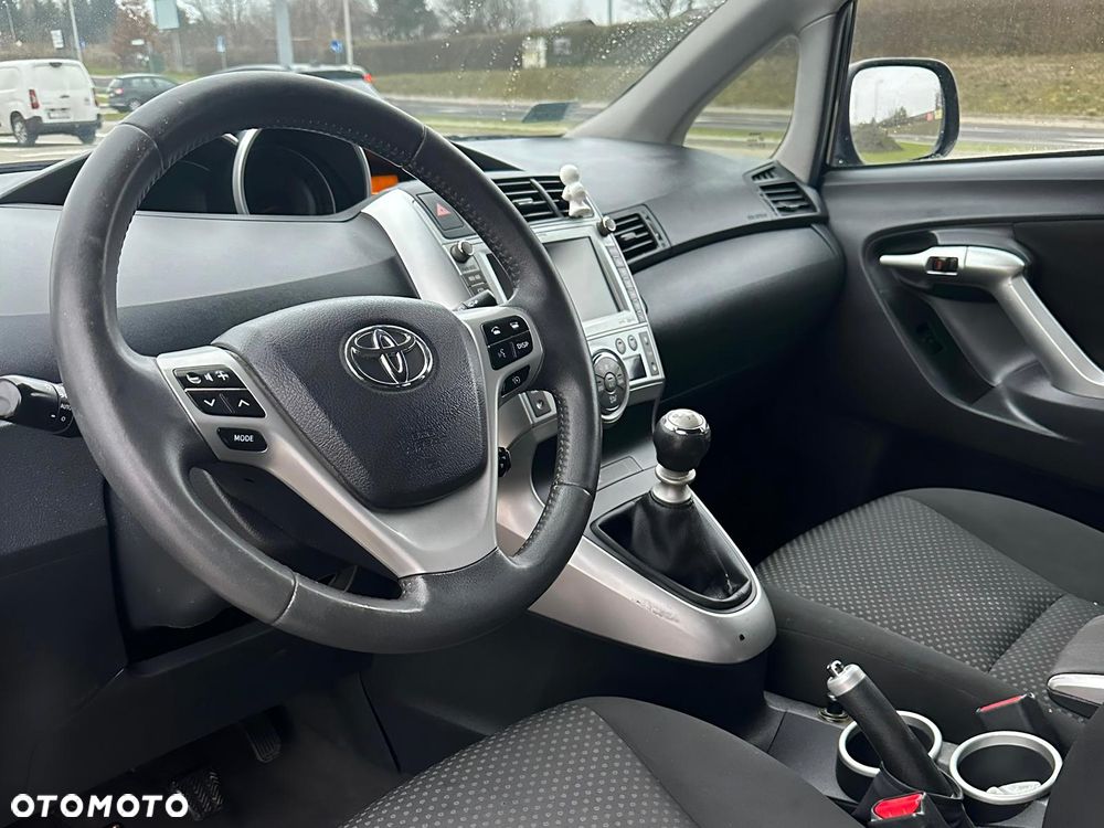 Toyota Verso 2.0 D-4D Premium 7os - 9