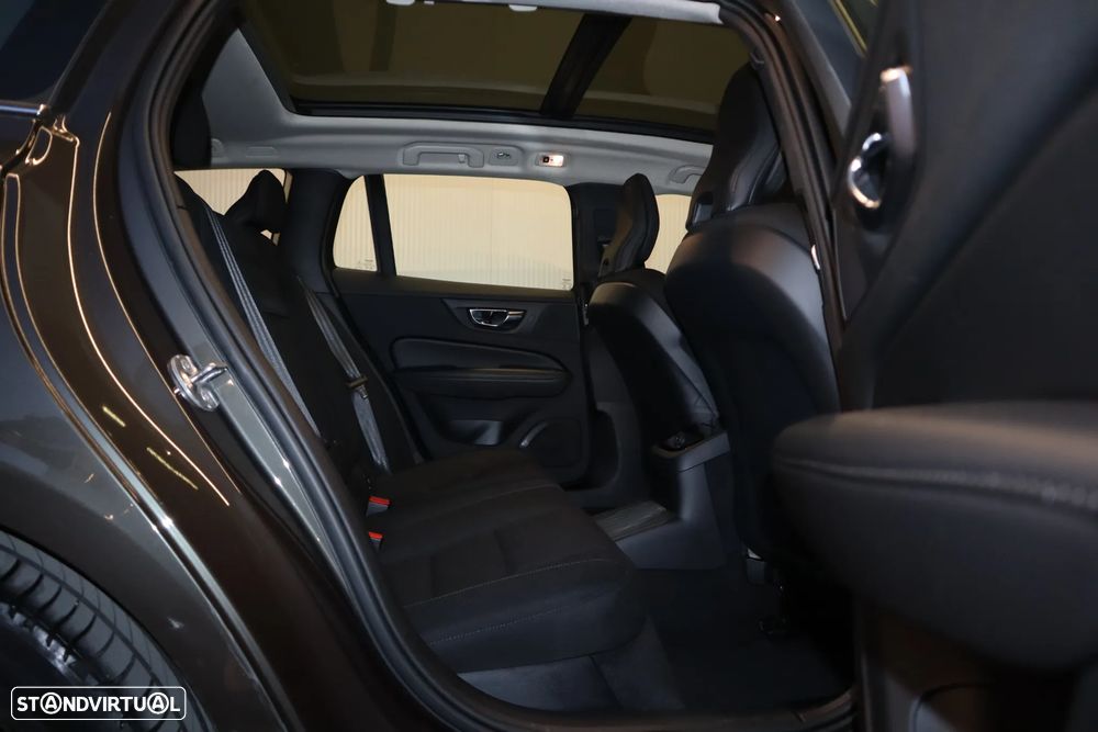 Volvo V60 2.0 T6 AWD TE Inscription Expression - 11