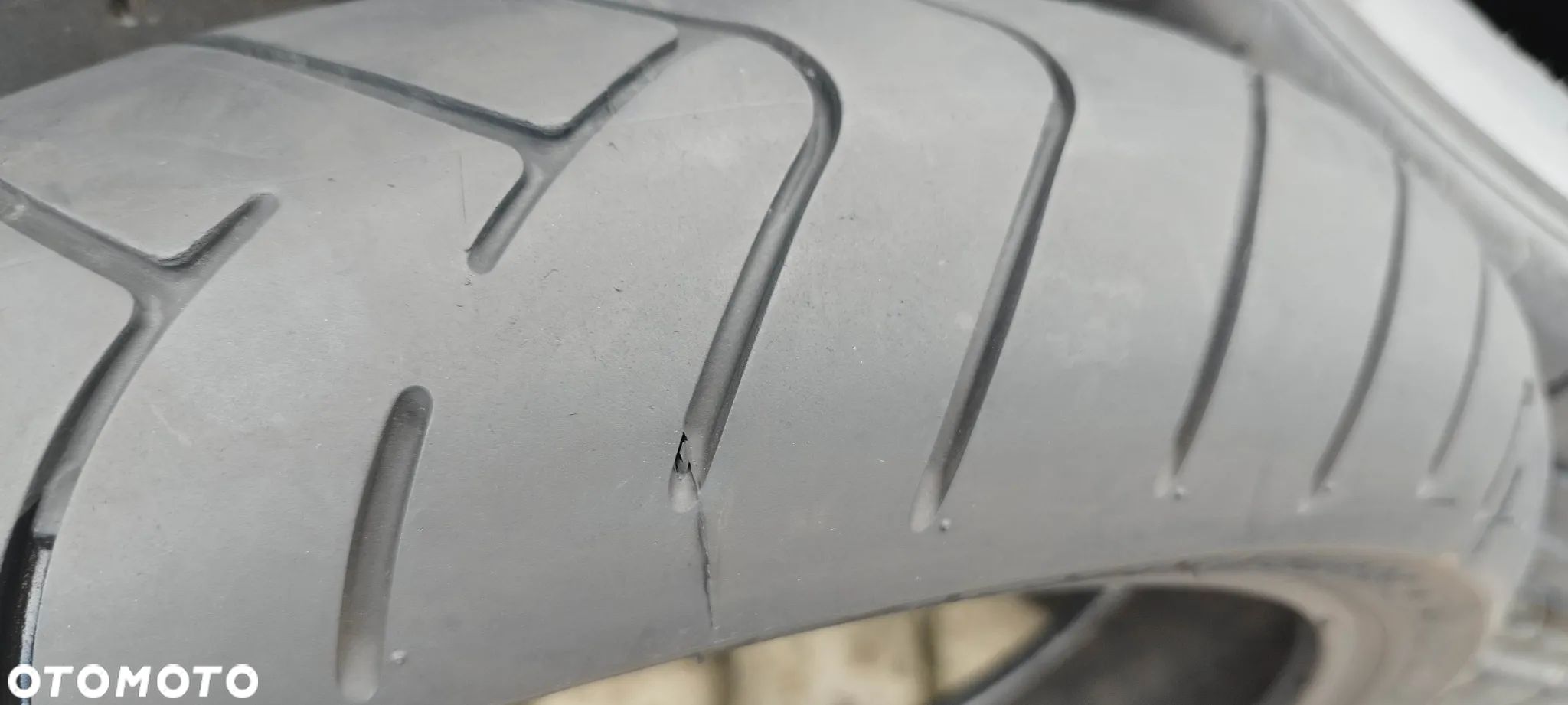 120/70/17 bridgestone battlax bt023f - 1