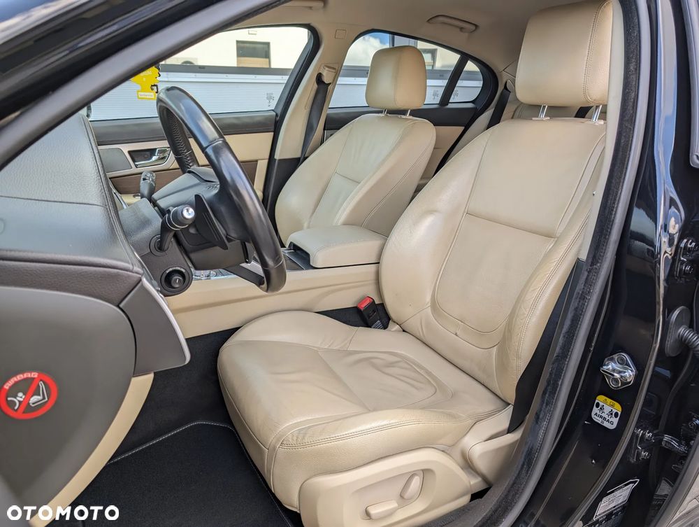 Jaguar XF 3.0 T AWD Luxury - 12
