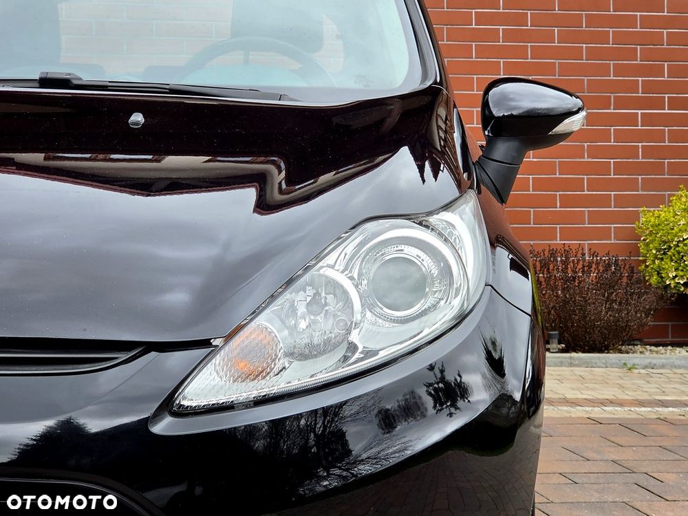 Ford Fiesta 1.4 Champions Edition - 13