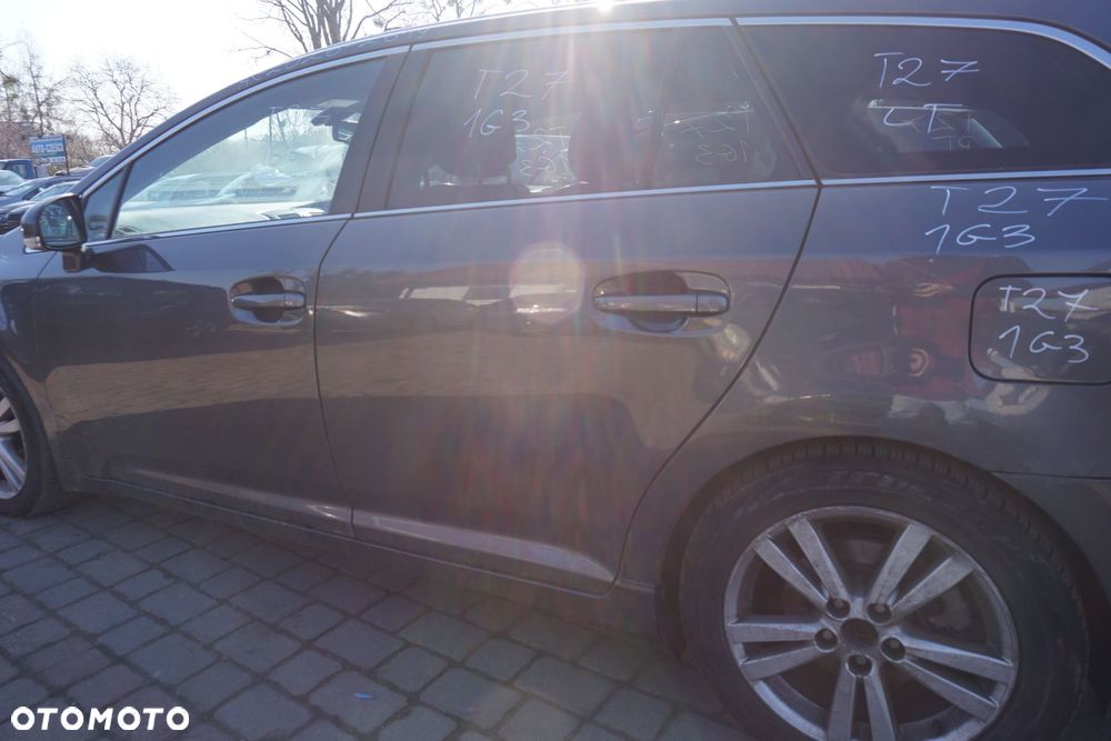 DRZWI TYLNE LEWE AVENSIS III T27 PH1 KOMBI 1G3  SZARY TOYOTA 2009-2011 - 4