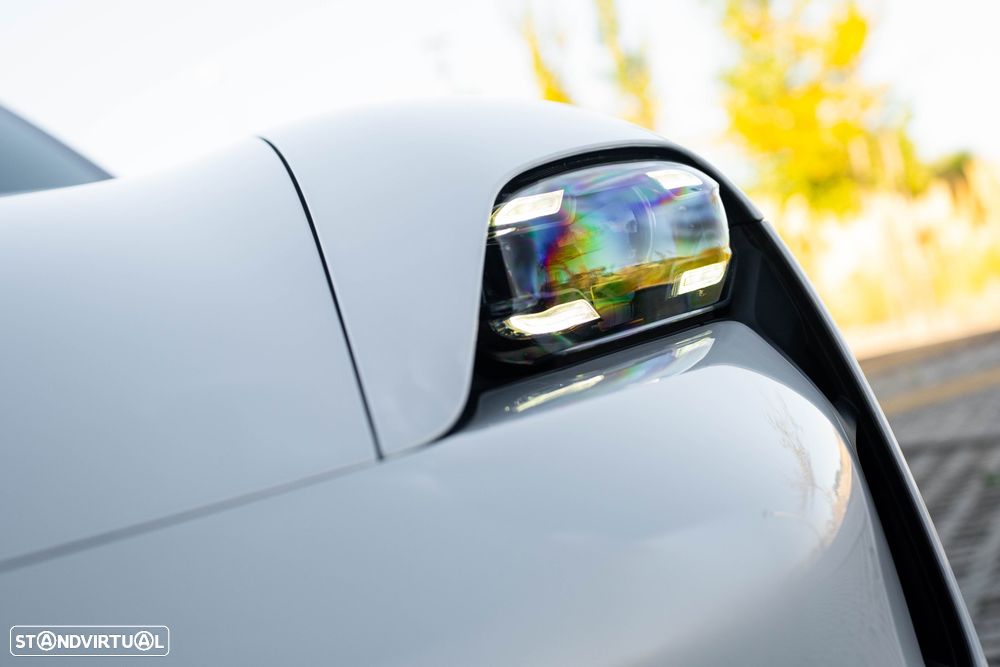 Porsche Taycan Sport Turismo Turbo S - 25