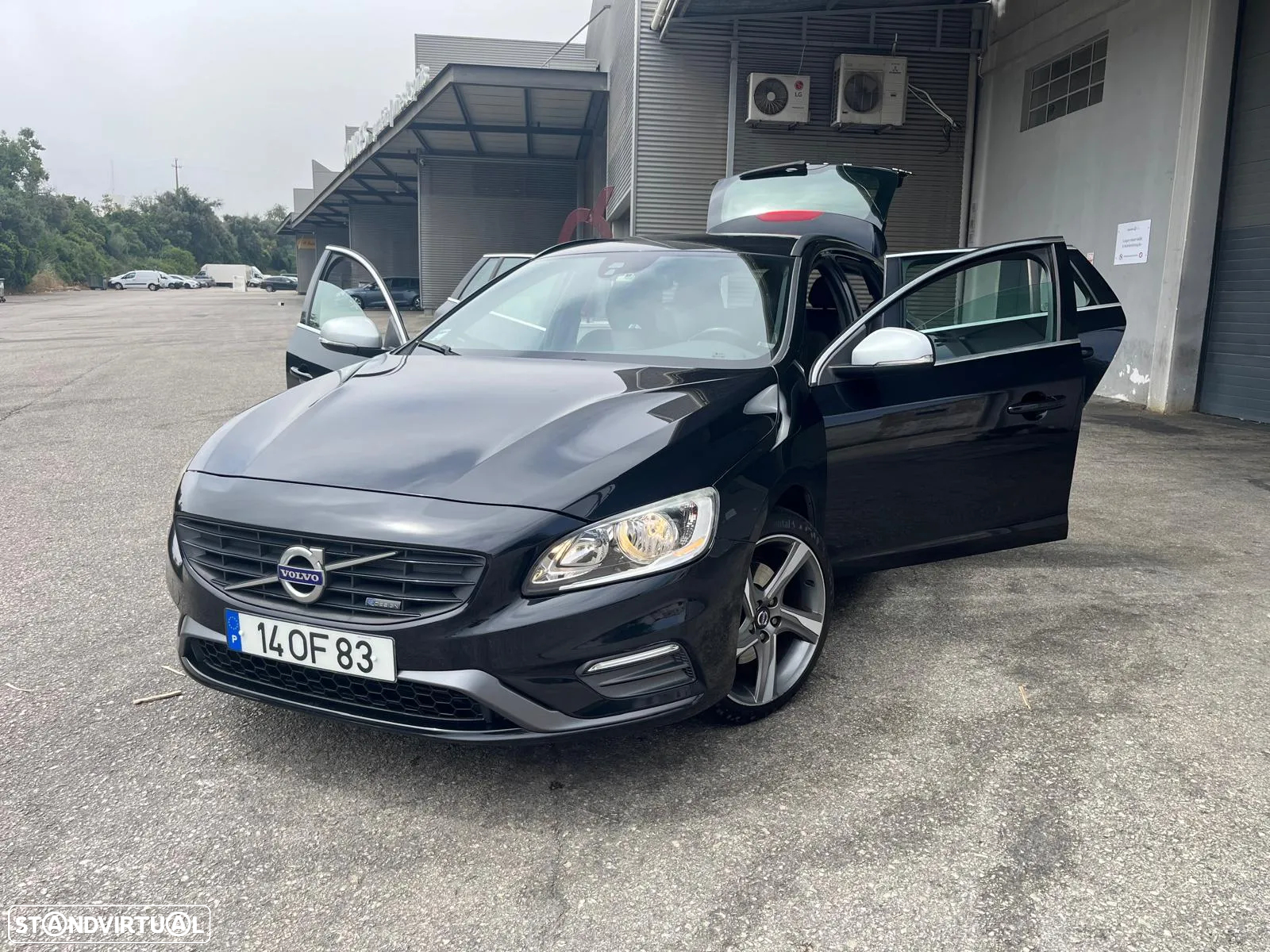 Volvo V60 1.6 D2 Drive R-Design Start/Stop - 3