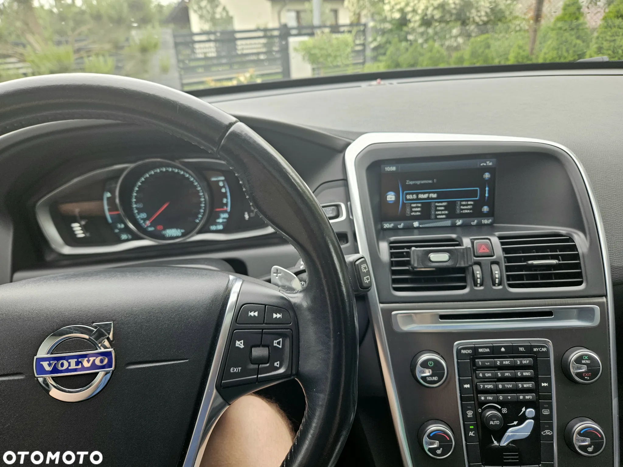 Volvo XC 60 T6 AWD Momentum - 16