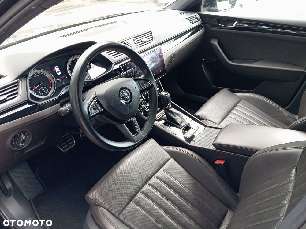 Skoda Superb 2.0 TSI 4x4 L&K DSG - 10