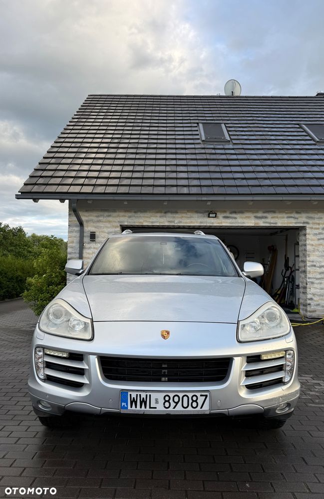 Porsche Cayenne - 23