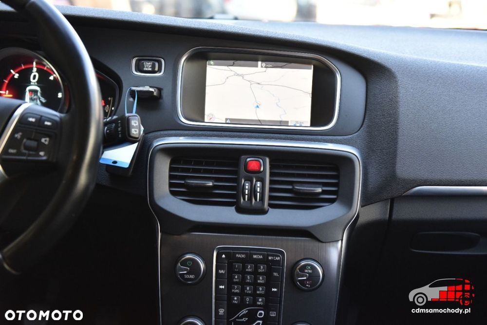 Volvo V40 - 22