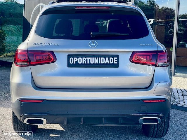 Mercedes-Benz GLC 300 de 4Matic 9G-TRONIC AMG Line - 28