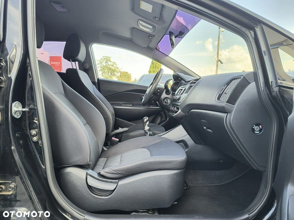 Kia Rio 1.1 CRDI Business Line - 14