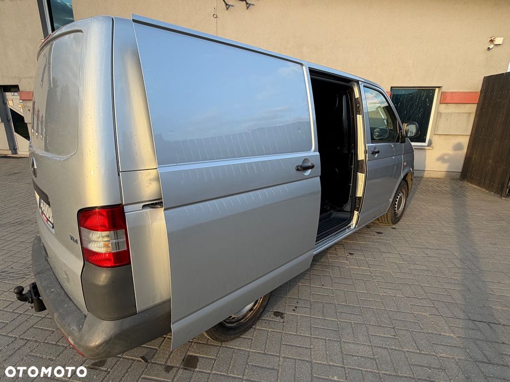 Volkswagen Transporter T5 - 19