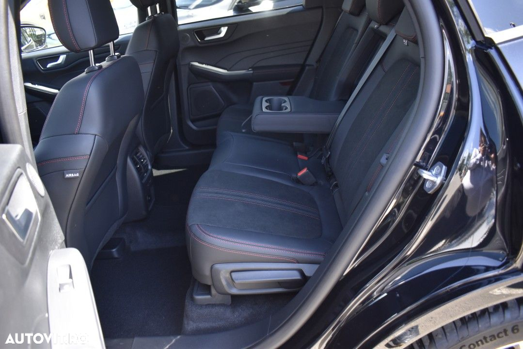 Ford Kuga - 13