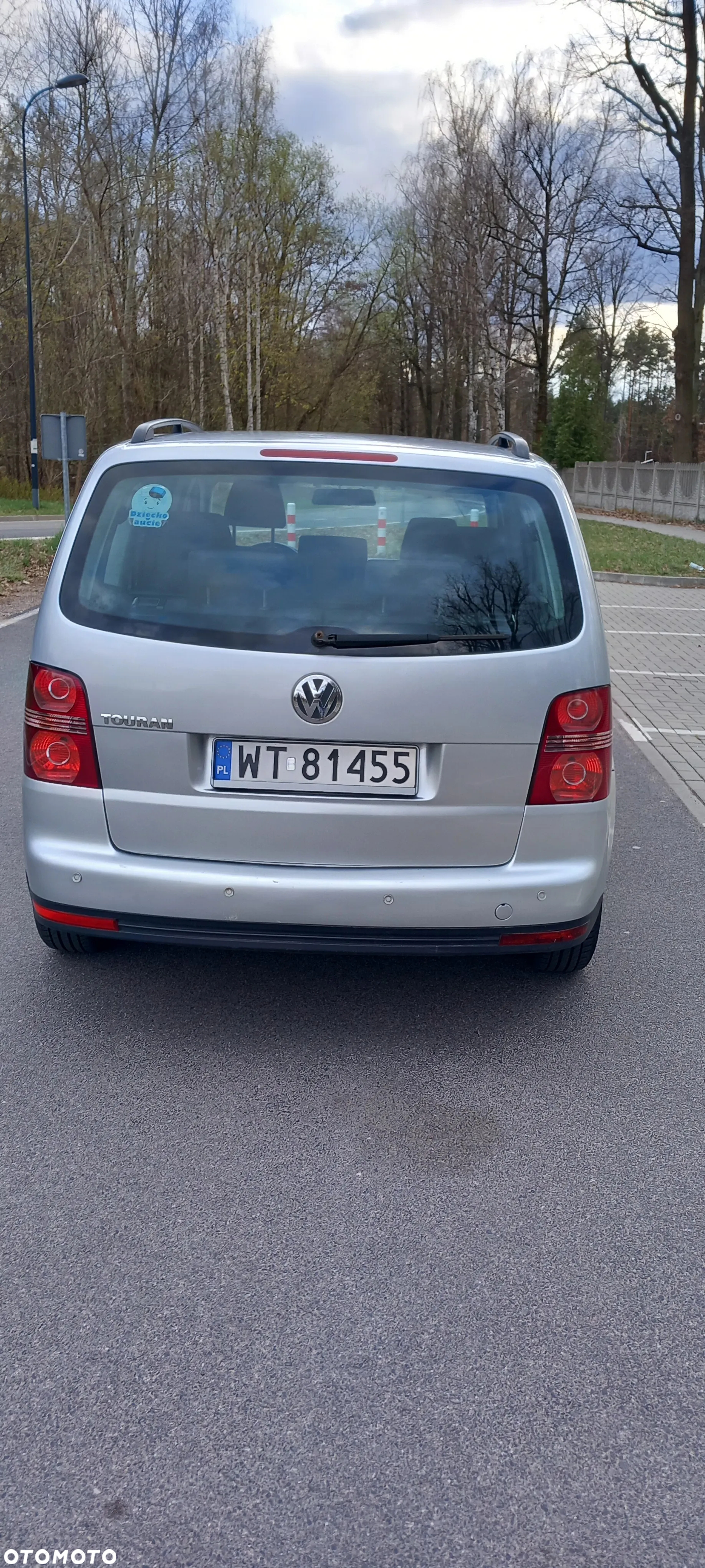 Volkswagen Touran 1.6 Conceptline - 6