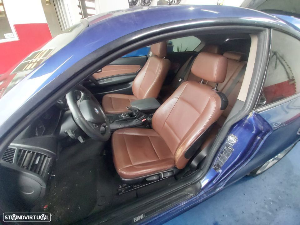 BMW 123 D c/ GPS às peças - 7