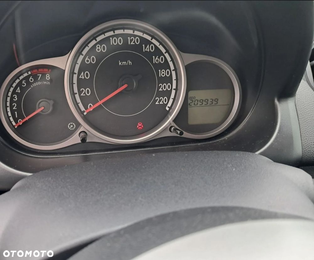 Mazda 2 2012 photo 5
