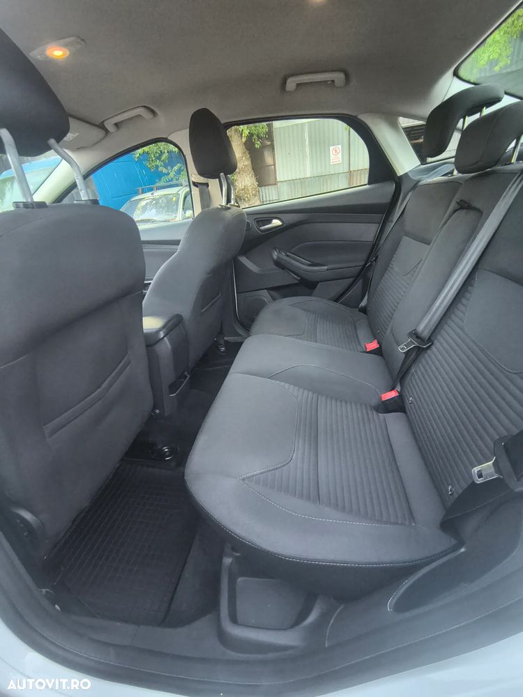 Ford Focus 1.5 EcoBlue Titanium Business - 9