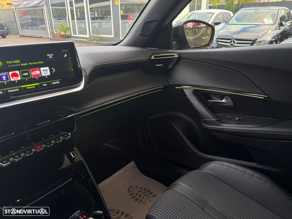 Peugeot 2008 1.5 BlueHDi GT EAT8 - 16