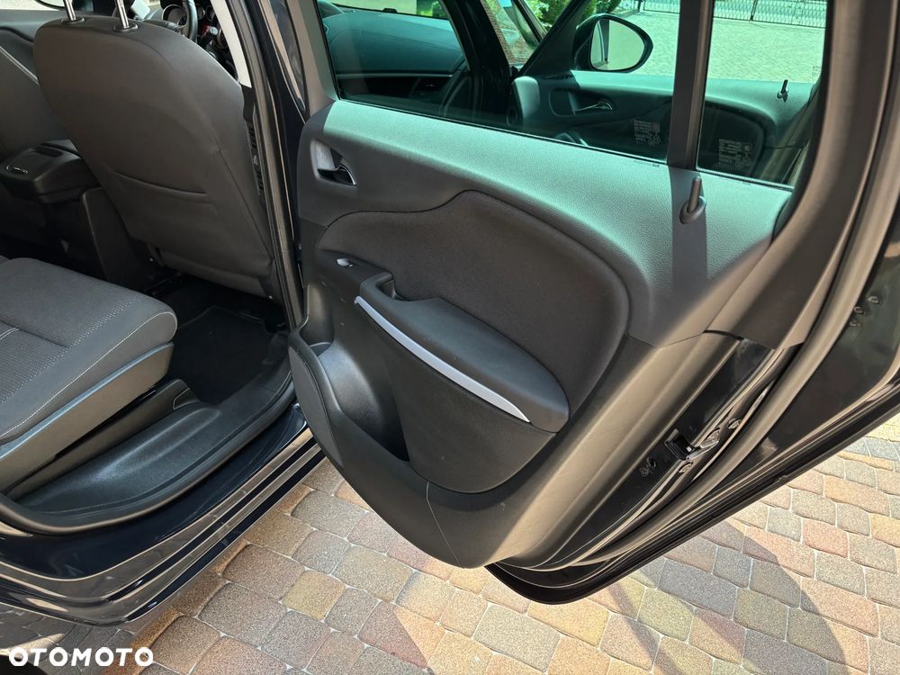 Opel Zafira Tourer 1.4 Turbo drive - 17