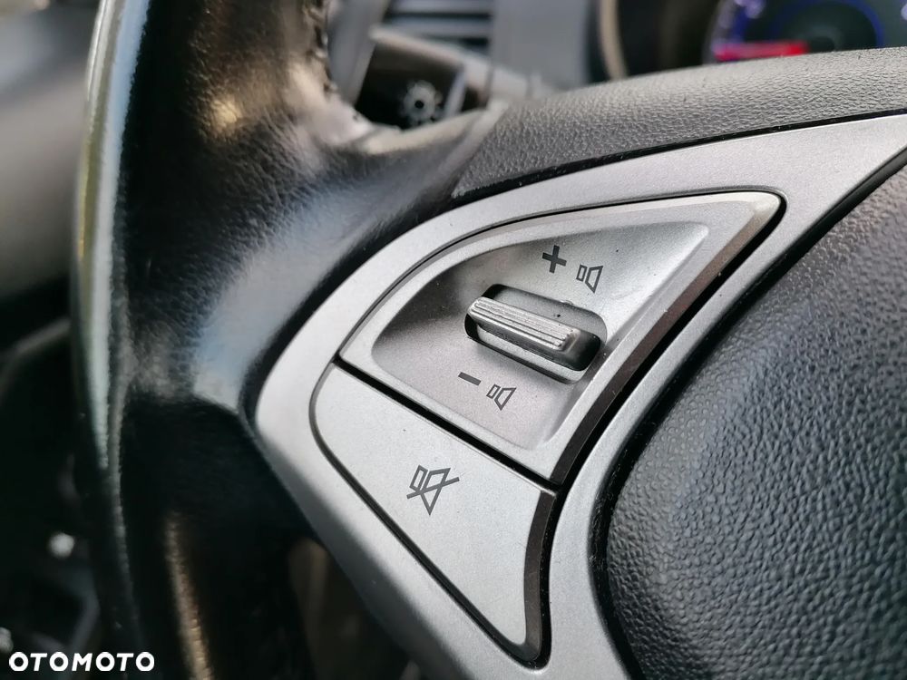 Hyundai ix20 1.4 Premium - 17