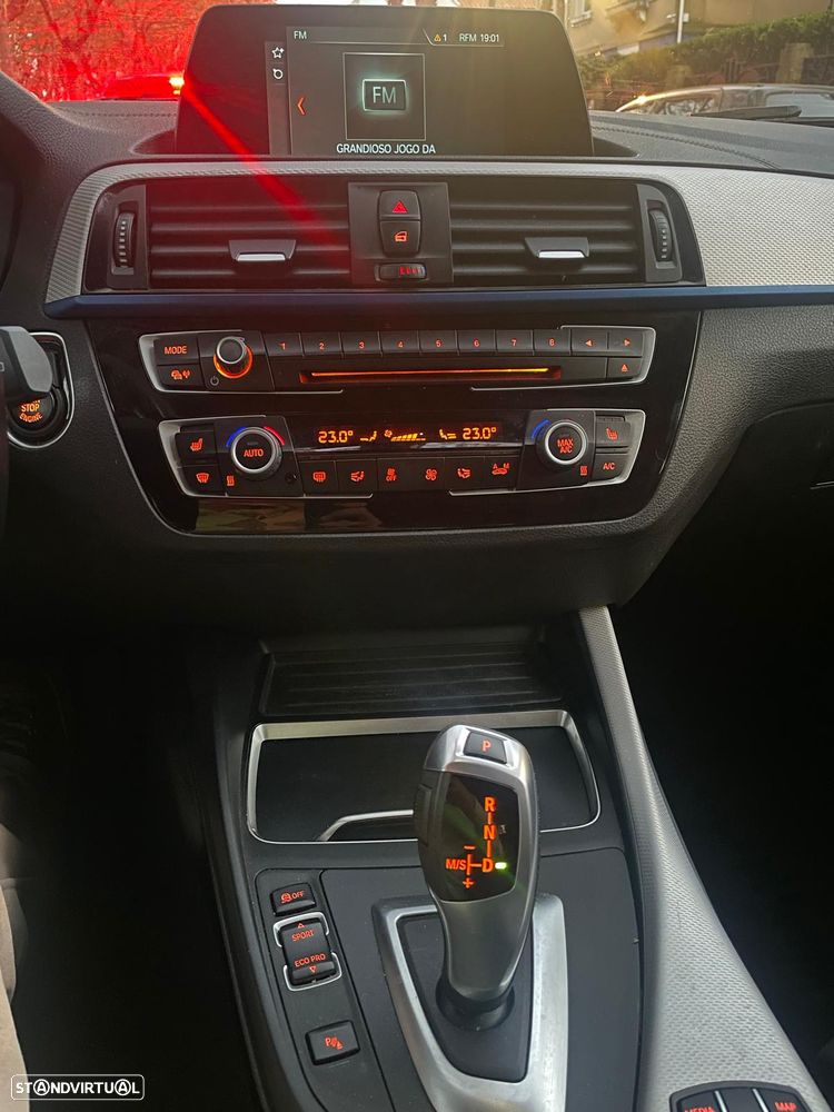 BMW 116 d Pack Desportivo M Auto - 6