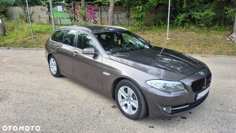BMW Seria 5 530d xDrive - 2