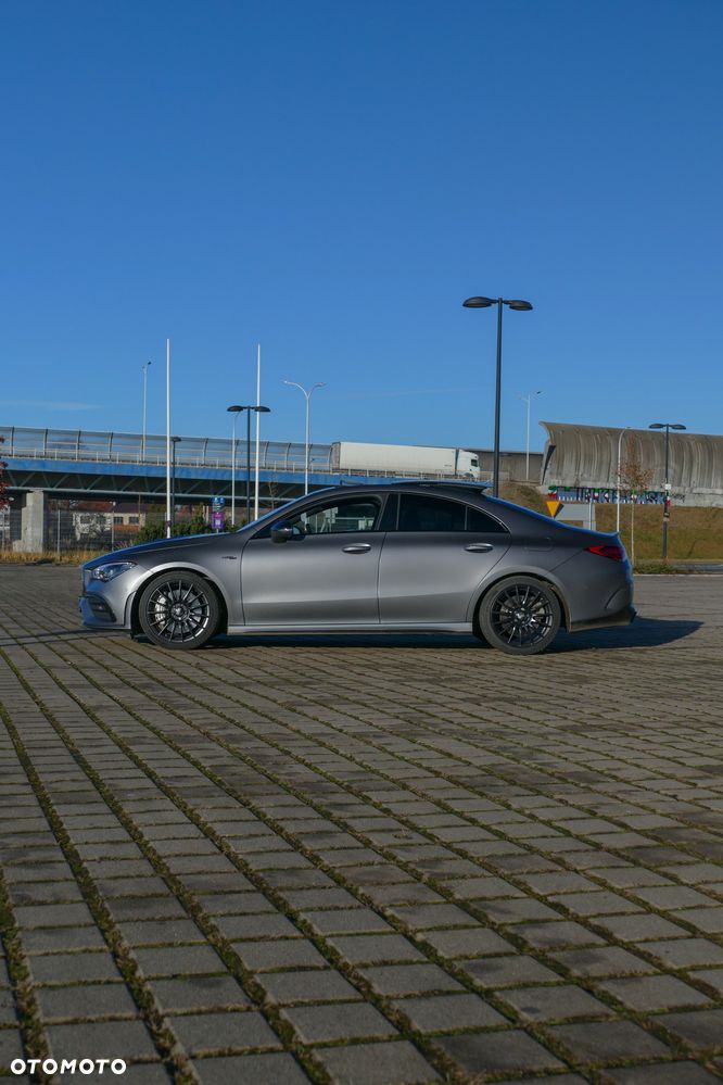 Mercedes-Benz CLA - 5