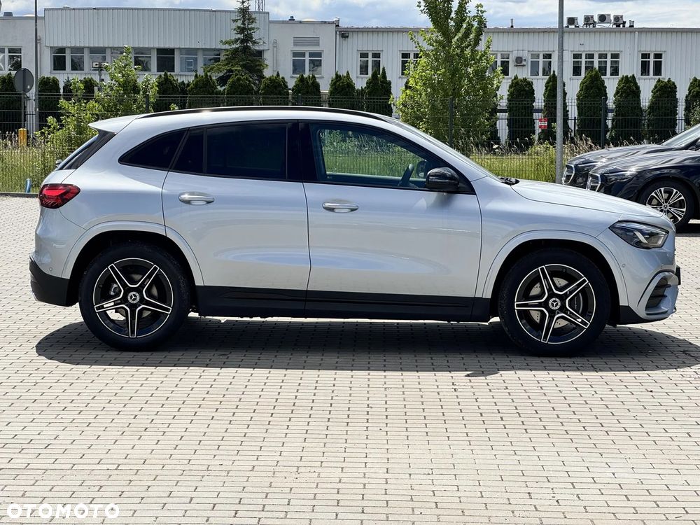 Mercedes-Benz GLA 200 mHEV AMG Line 7G-DCT - 7