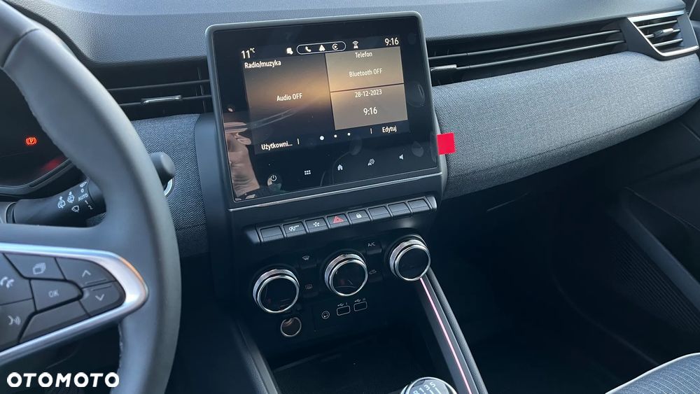 Renault Clio 1.0 TCe Techno - 15