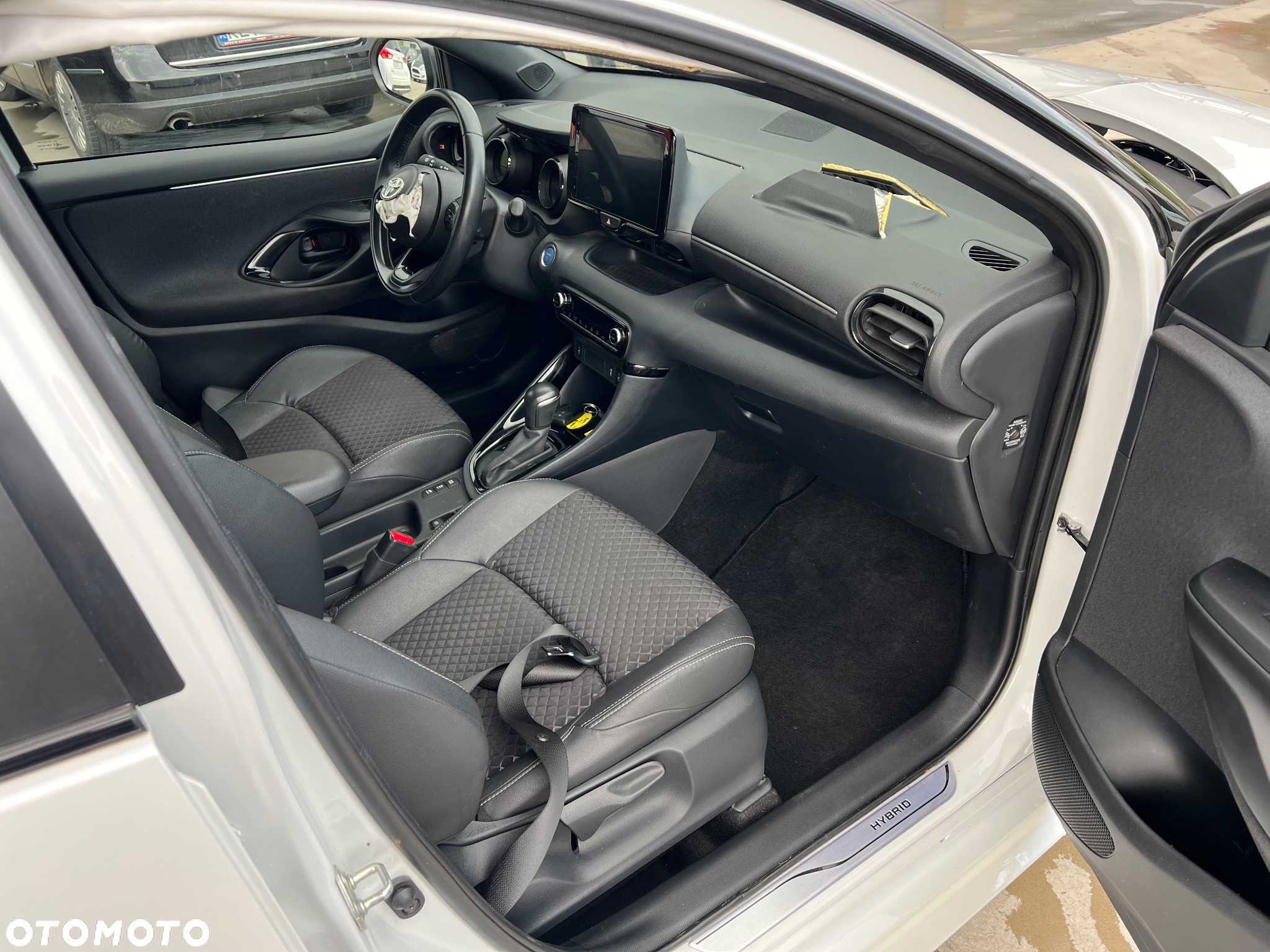 Toyota Yaris Hybrid 1.5 Comfort - 30