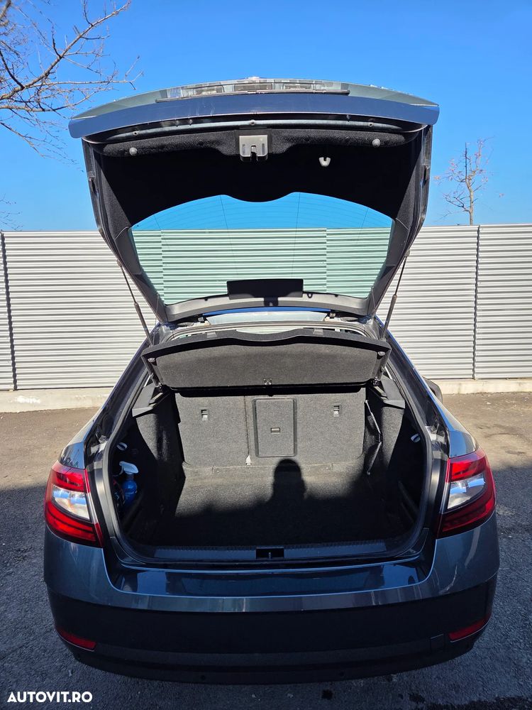 Skoda Octavia 1.0 TSI DSG Style - 11