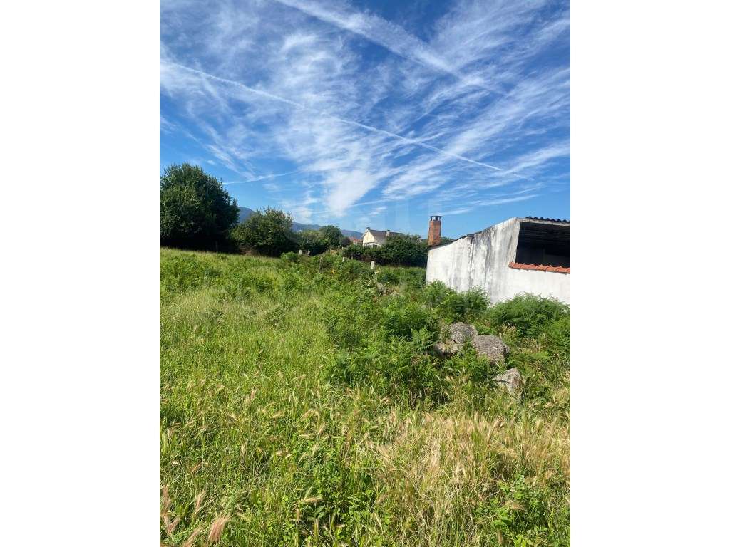 Terreno para Construção - São Pedro da Torre, Valença - Grande imagem: 2/5