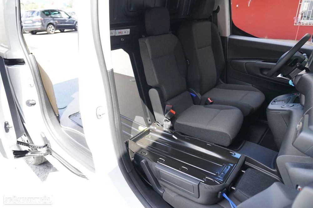 Citroën Berlingo M 130 EAT8 MAX - 27