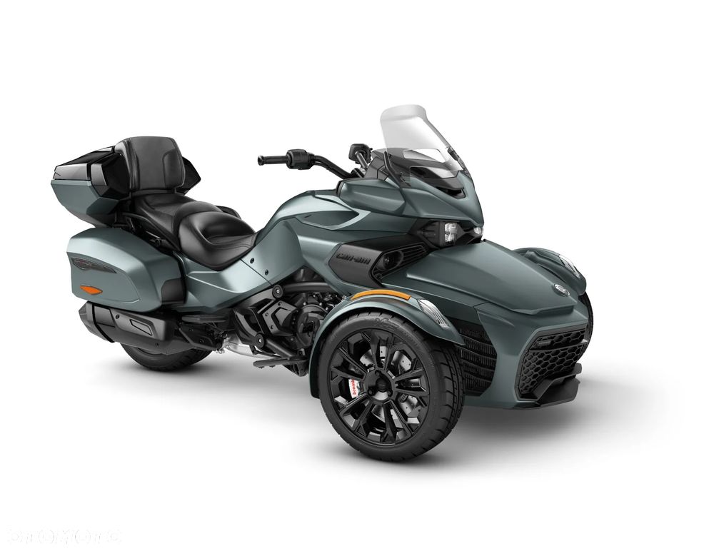 Can-Am Spyder - 11