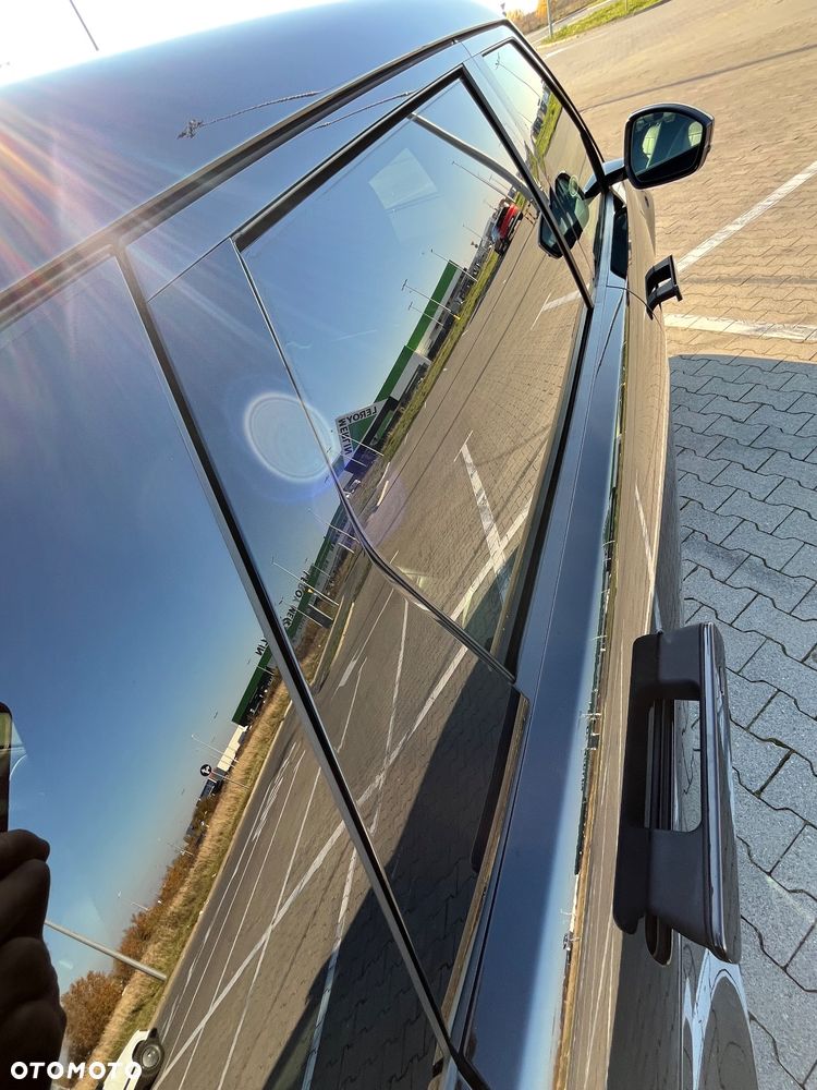 Land Rover Range Rover Evoque - 24