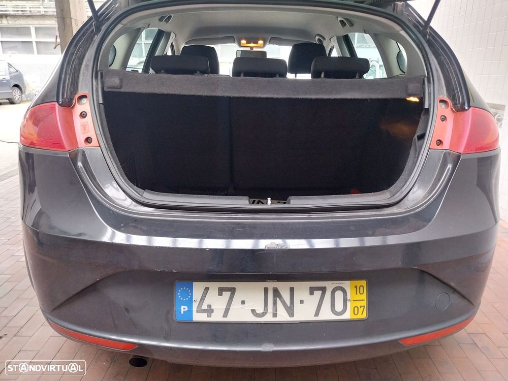 SEAT Leon 1.6 TDI ECOMOTIVE Sport Start/Stop - 9