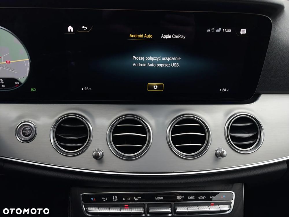 Mercedes-Benz Klasa E 220 d 4-Matic AMG - 22