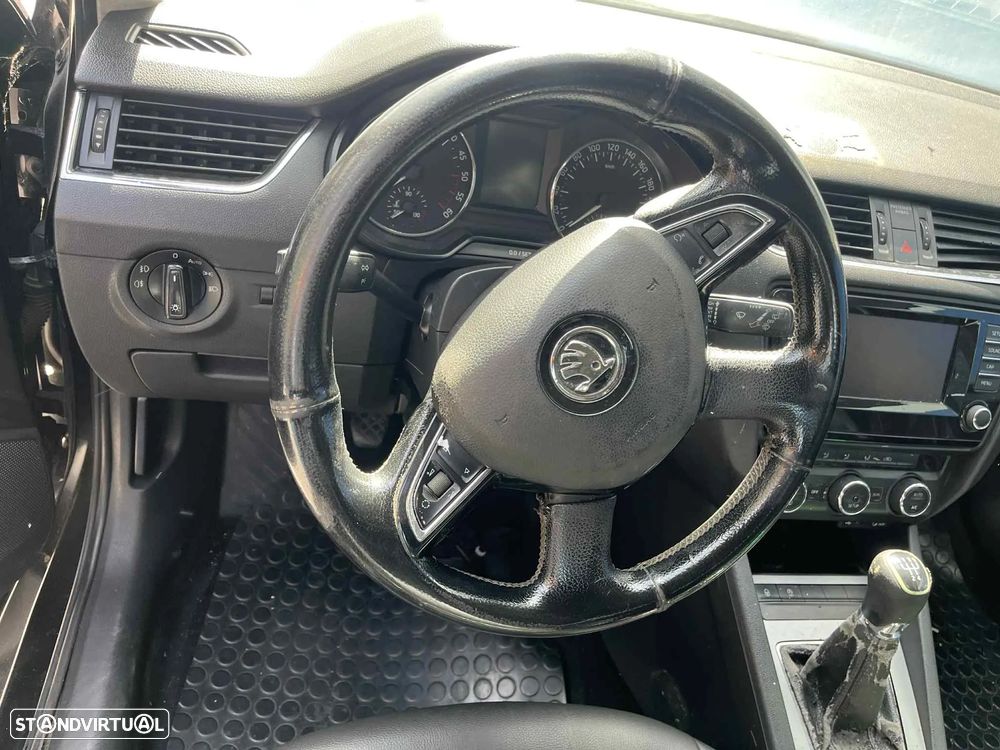 Skoda Octavia  [5E5, 5E6] Para Peças 2012-2020 - 3