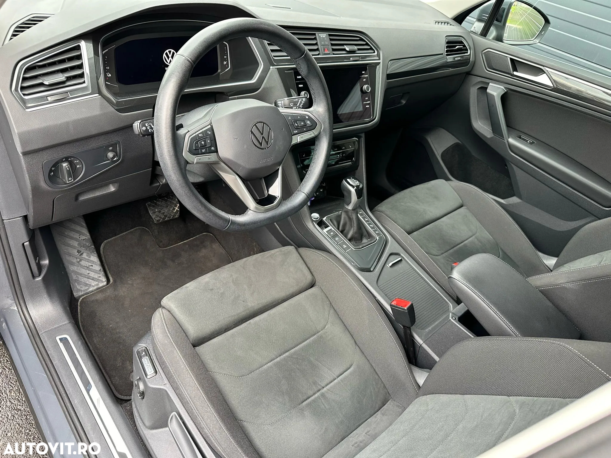 Volkswagen Tiguan 1.4 eHybrid OPF Elegance - 9
