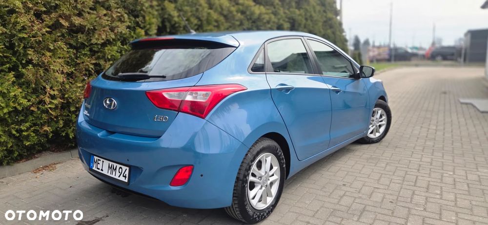 Hyundai i30 1.4 Trend - 15