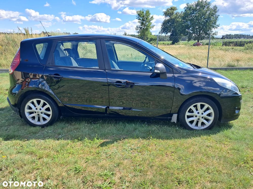 Renault Scenic 1.6 16V 110 TomTom Edition - 1