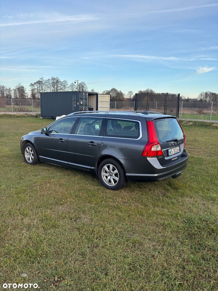 Volvo V70 - 1