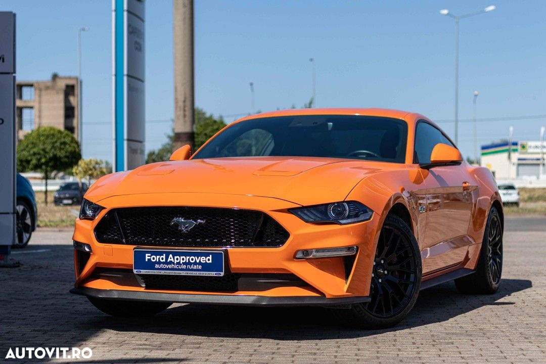 Ford Mustang - 2