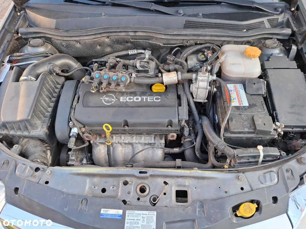 Opel Astra 1.6 Easytronic Cosmo - 14