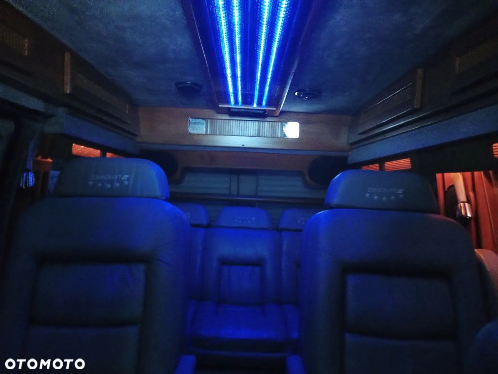 Chevrolet Astro - 27