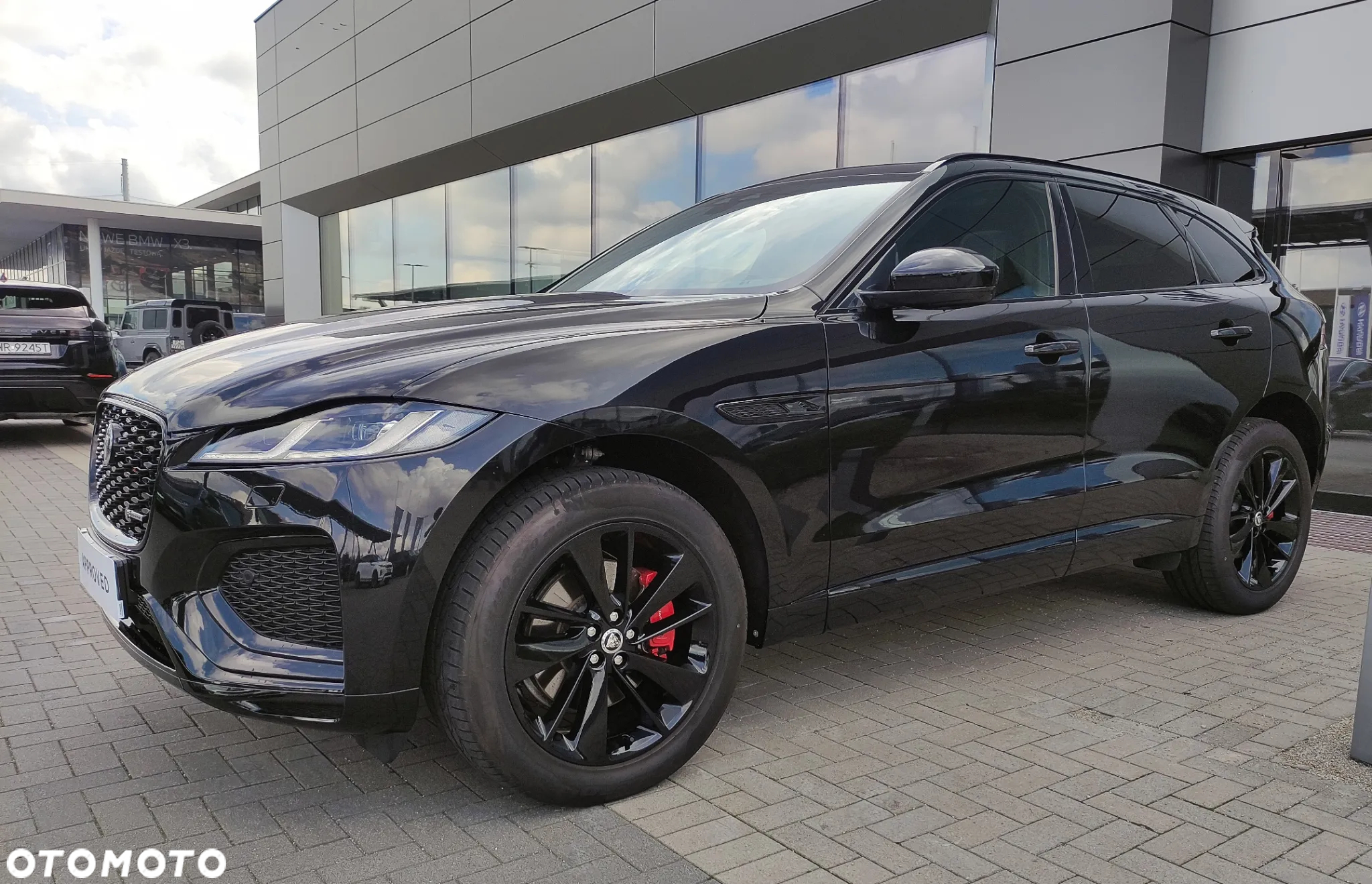 Jaguar F-Pace - 5