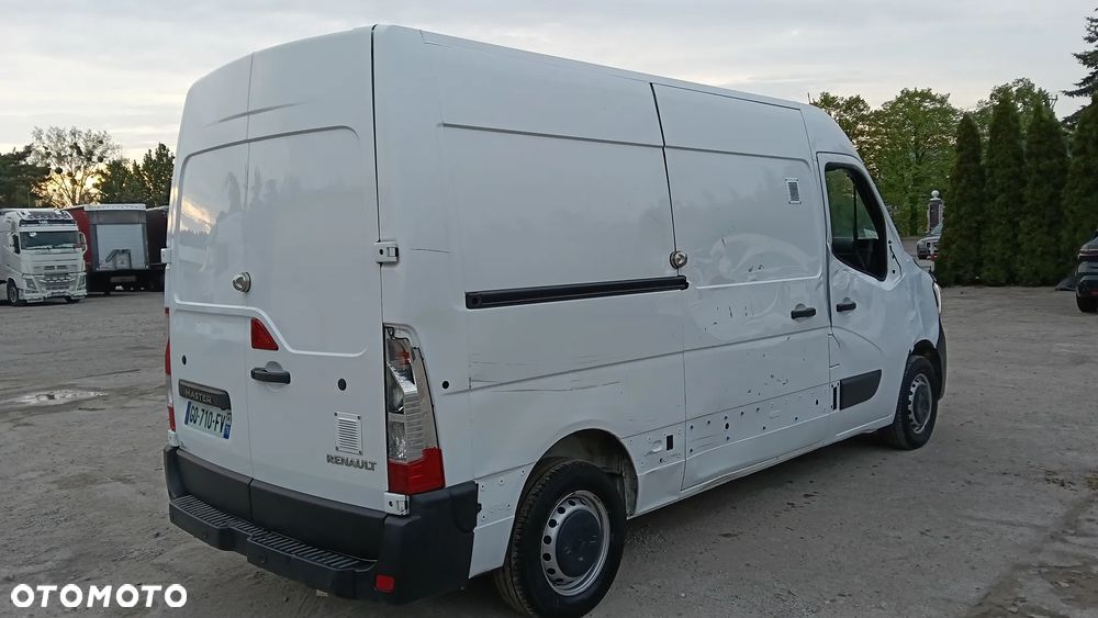 Renault Master - 30
